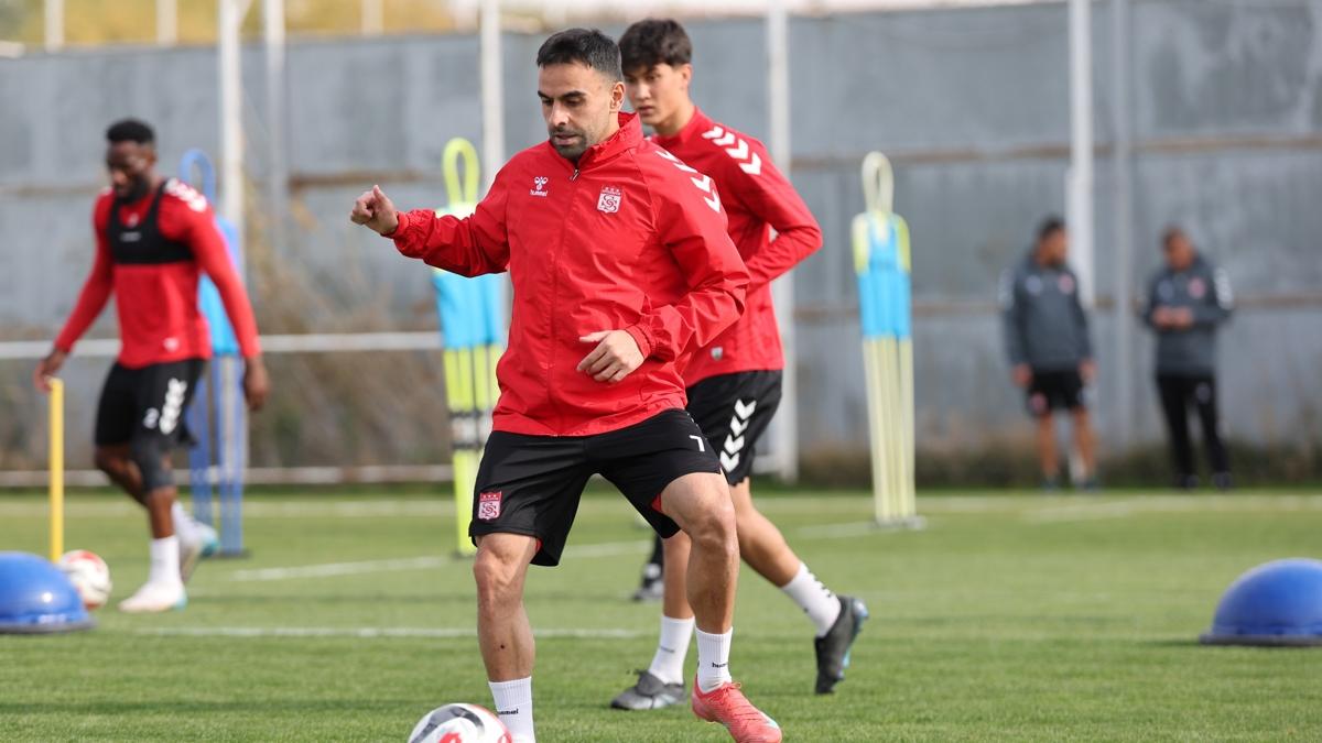 Sivasspor, Esenler Erokspor mann taktiini alt 