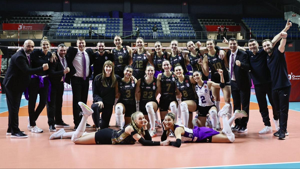 Zeren Spor, Trk Hava Yollar'n yendi