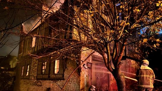 150 yllk tarihi konak yand