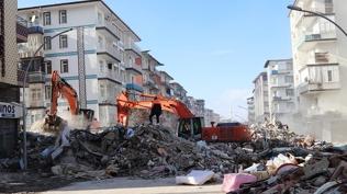 Asrn felaketinde 26 kiiye mezar olmutu: Balanl Apartman davasnda ceza yad