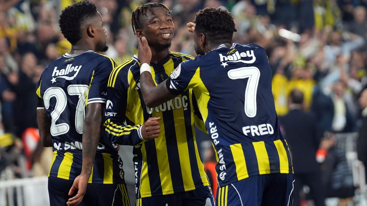 Fenerbahe zorlu Rize virajnda! Domenico Tedesco'nun 11'i belli oluyor