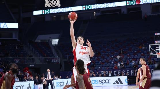 Baheehir Koleji evinde kazand