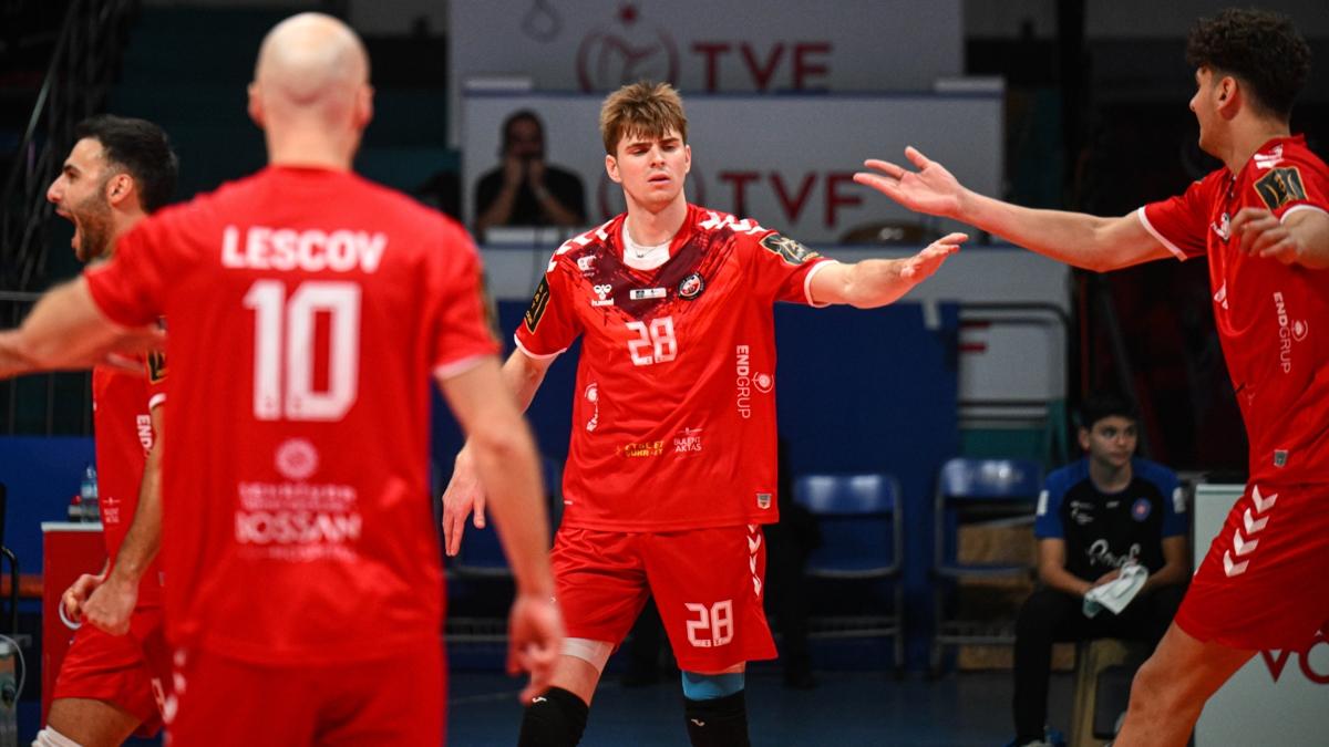 Gaziantep Genlikspor, Halkbank' yendi