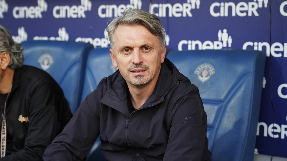 Orhan Ak: ki puan braktk, ok zgnz