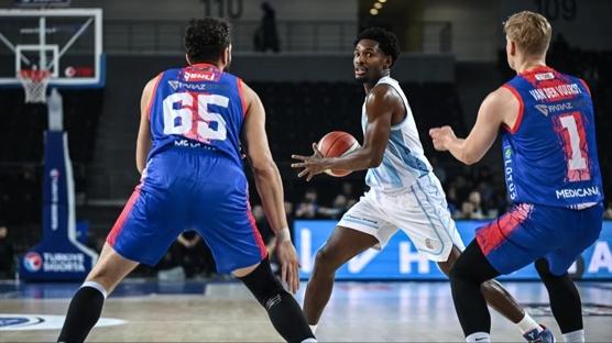 Trk Telekom'dan st ste 4. galibiyet