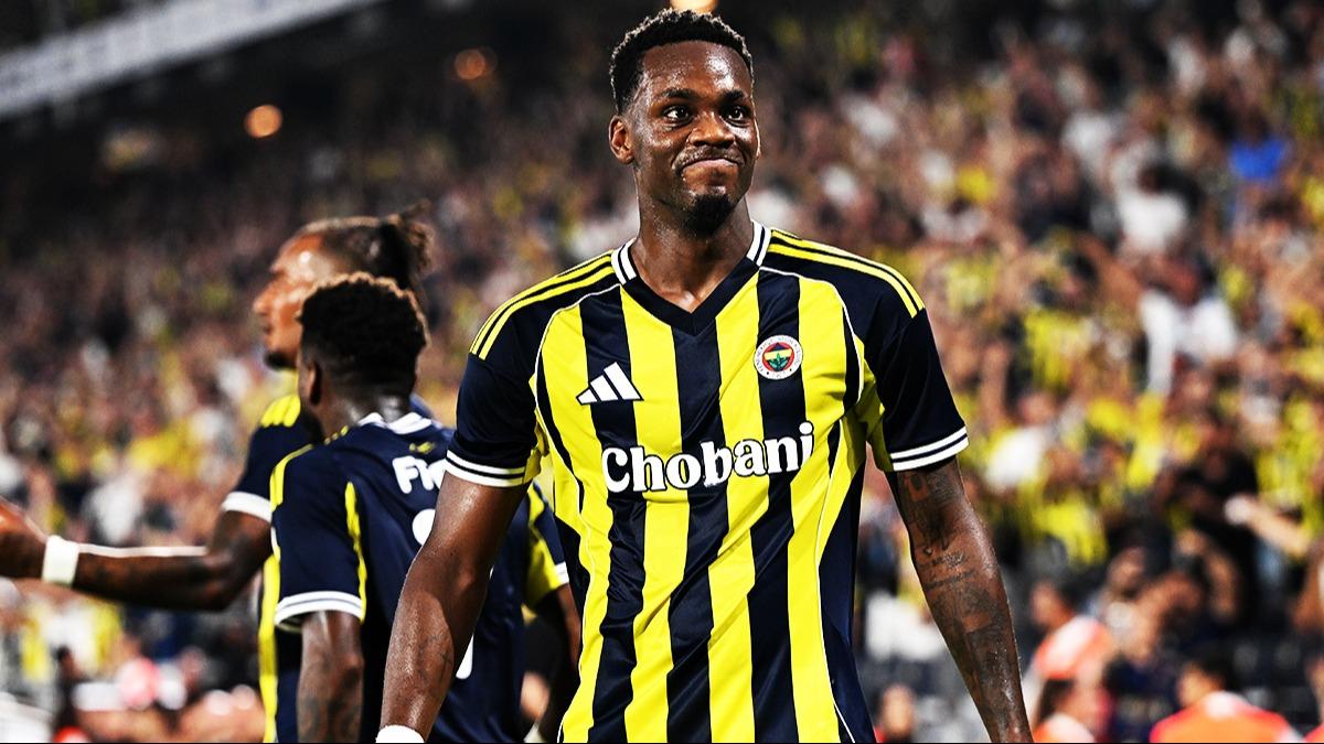 Jhon Duran'a vgler dizdi