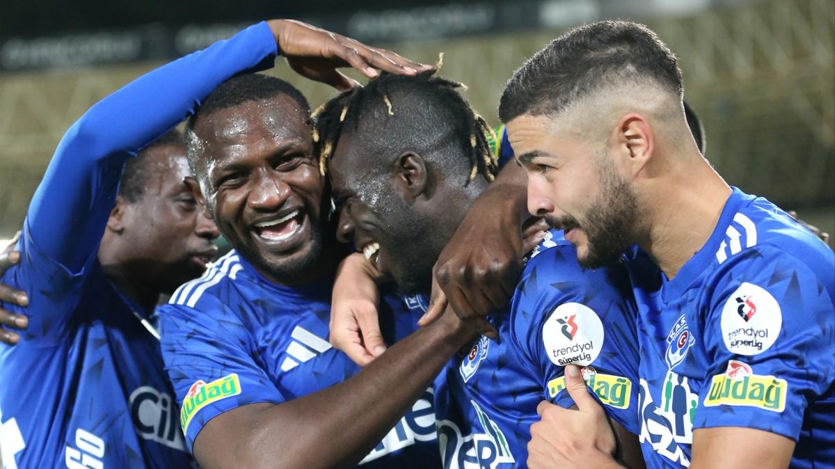 Kasmpaa galibiyet hasretine Alanya deplasmannda son verdi