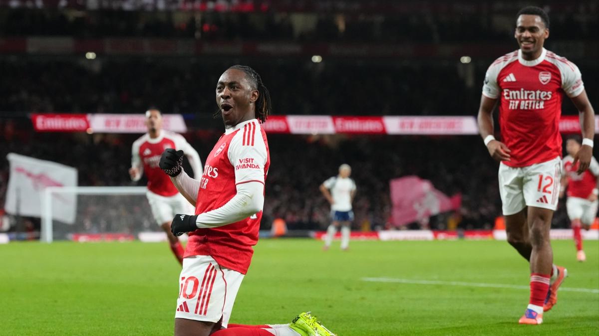 Kuzey Londra derbisinde Eze ov! Arsenal liderliini 4 golle pekitirdi