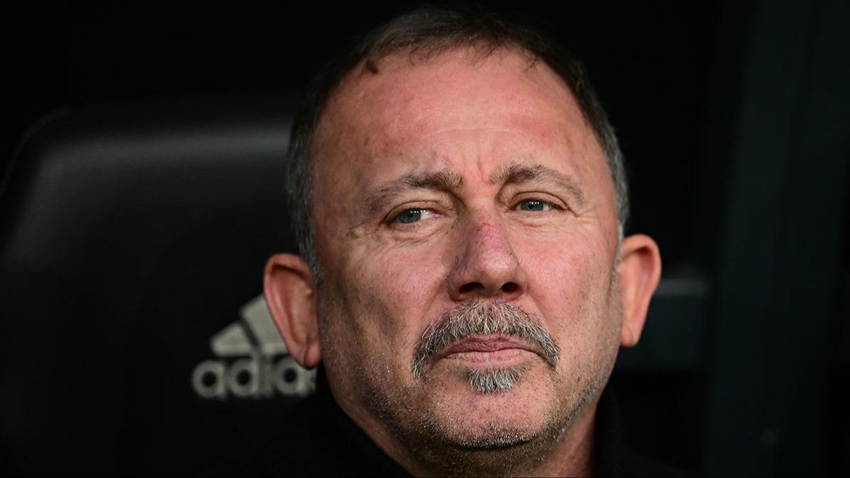 Sergen Yaln'dan aklama