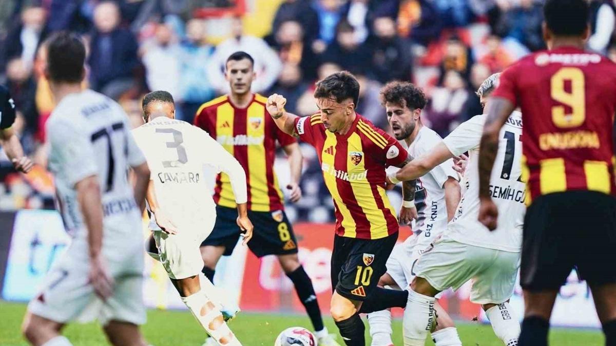 1 basamak geriledi! Kayserispor ligde 17. srada