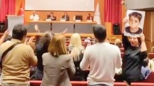 stanbul Barosu'na 'Minguzzi' protestosu