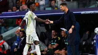 Real Madrid'de Vinicius Junior krizi!