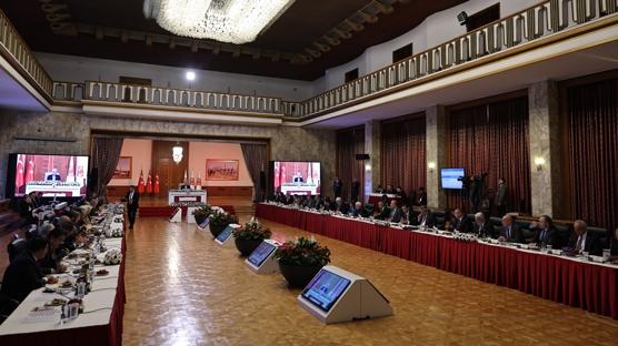 Komisyon heyeti İmralı'ya gitti