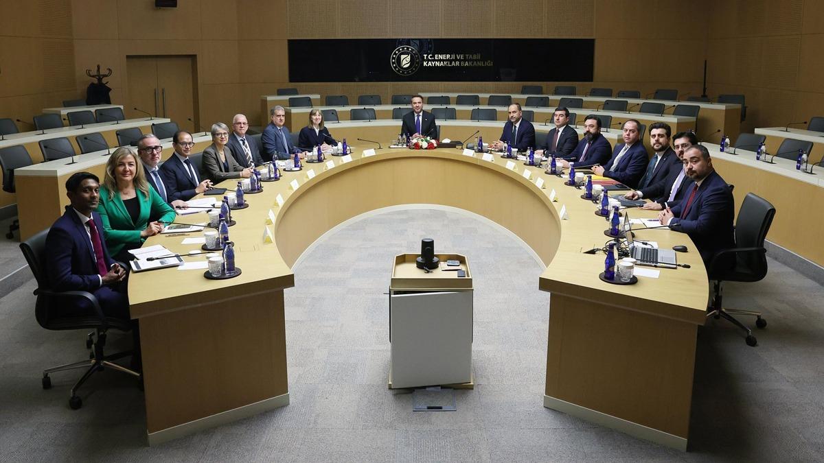 6 milyar dolarlk dev anlama! Bakan Bayraktar: Mutabk kaldk