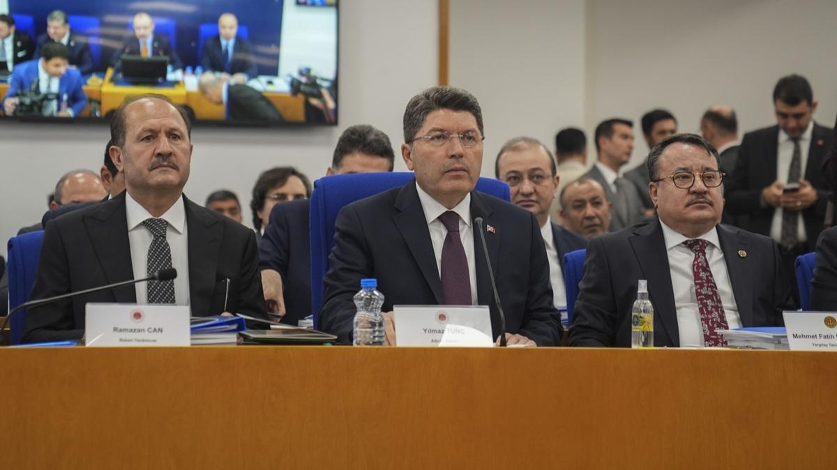 Bakan Tun, CHP'li vekile aznn payn verdi: Siz ne yaptnz?