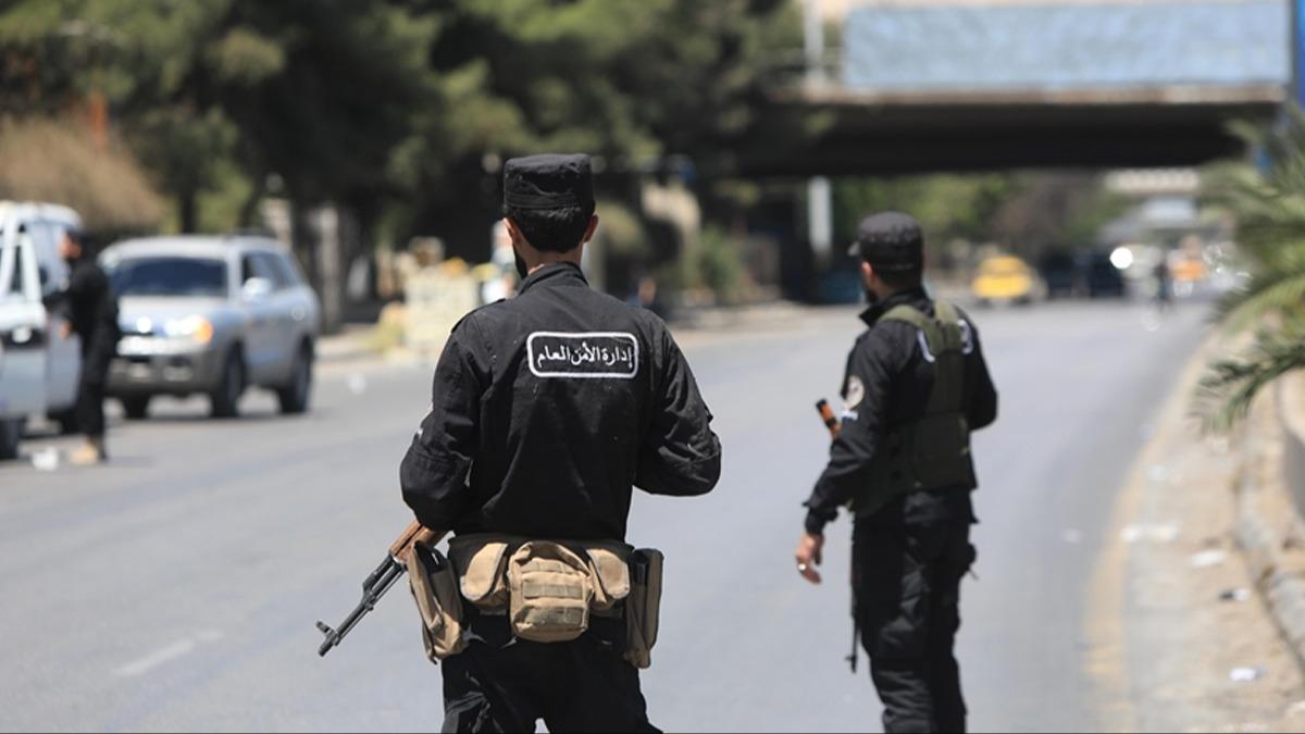 ok sayda silah ile mhimmat ele geirildi! Afrin'de terr rgt DEA hcresi kertildi 