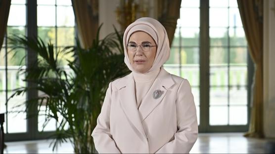 Emine Erdoan: Kadna ynelik iddet, toplumun dzenini bozan bir krlmadr