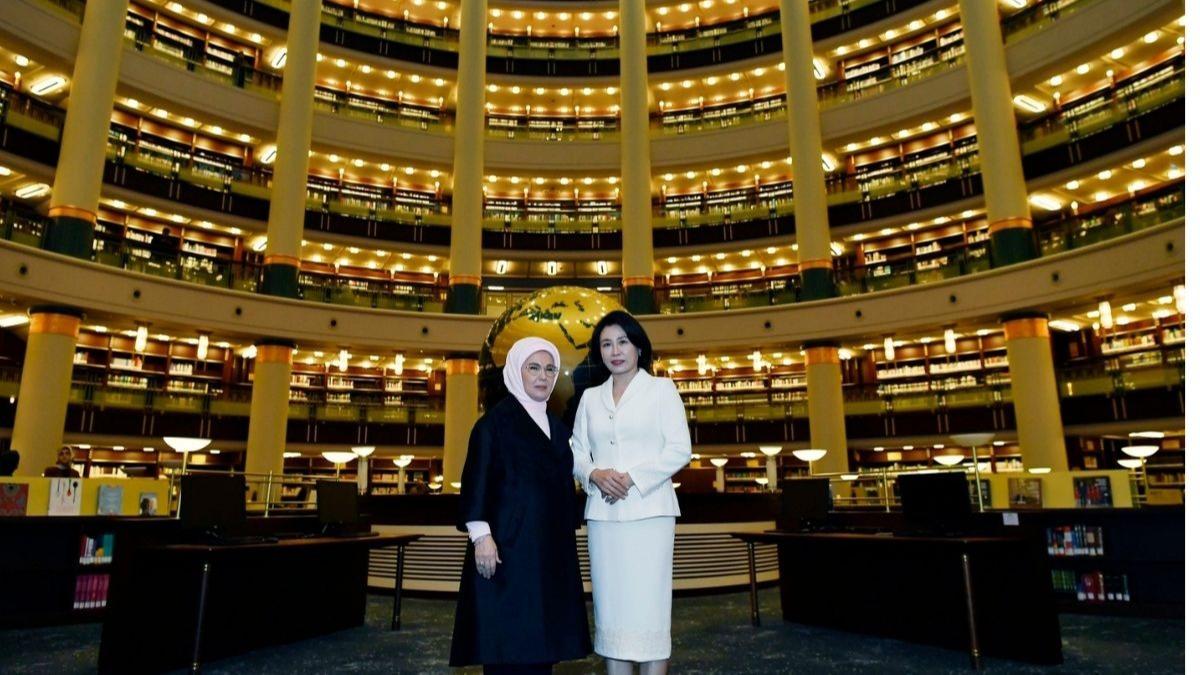 Emine Erdoan'dan Kim Hea Kyung ile Millet Ktphanesi'ne ziyaret 