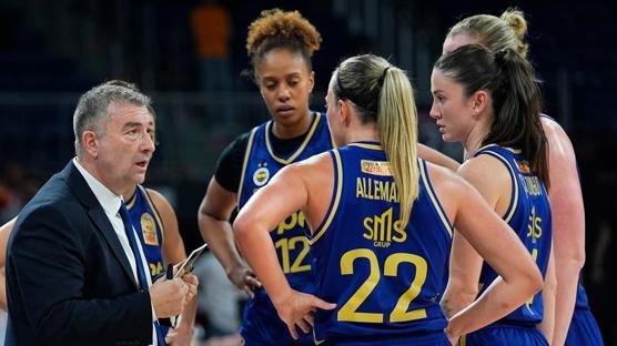 Fenerbahe Opet, yarn Olympiakos deplasmannda