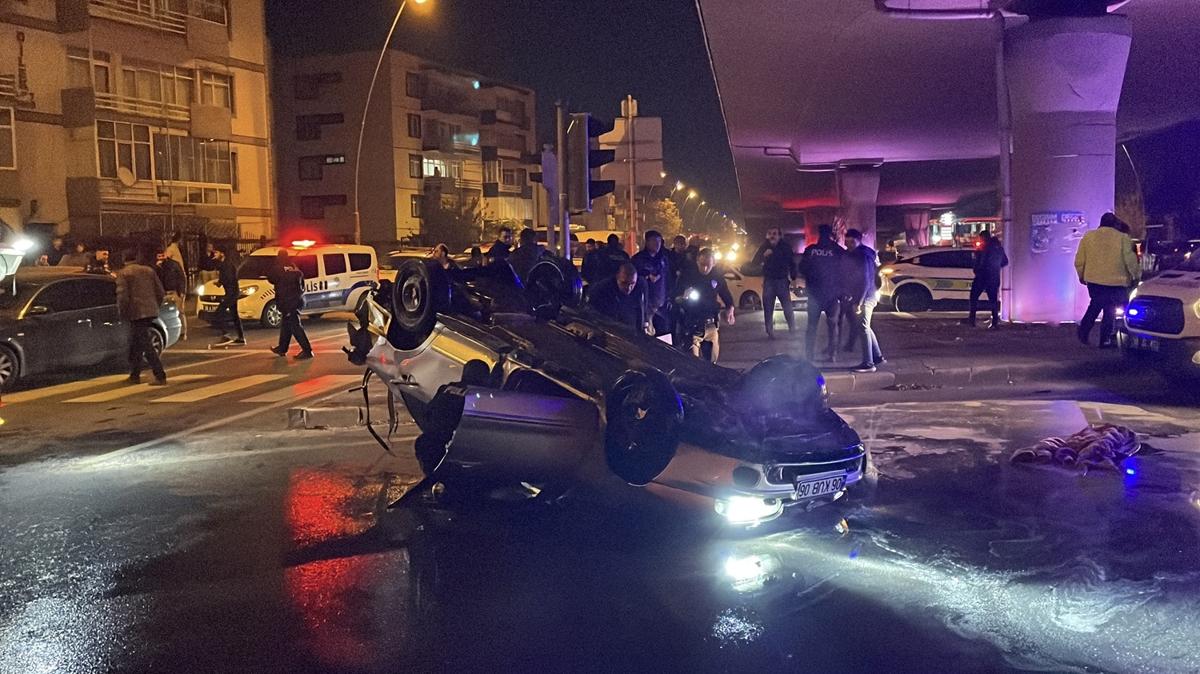 Kayseri'de polisten kaan ara devrildi: 2 yaral