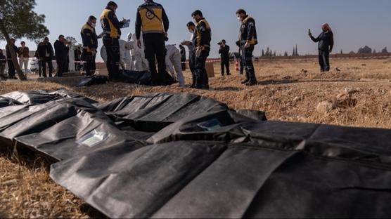 Suriye Humus'ta yeni toplu mezarlar bulundu