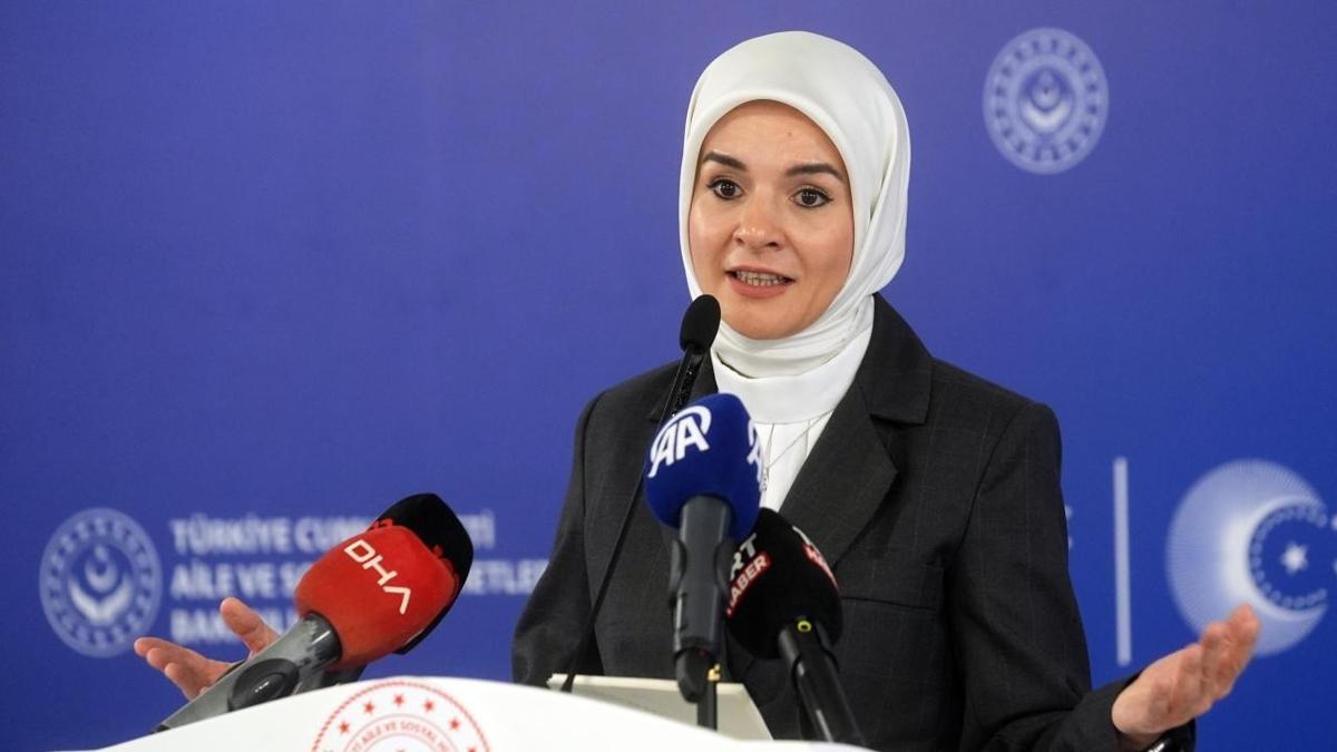 Bakan Gkta: Kadn giriimcilerimizin yannda olmaya devam edeceiz