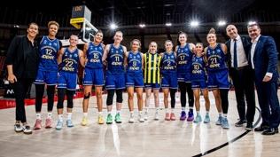 Fenerbahçe Opet'ten Olympiakos'a 52 sayı fark!