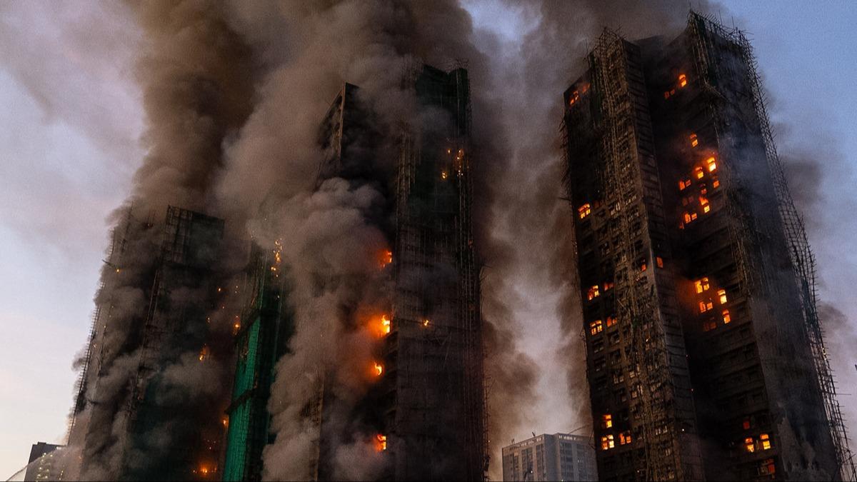 Hong Kong'da apartman kabusu! Can kayb ve yarallar var