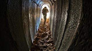 İşgal güçleri tünelden çıktığını iddia ettiği 4 Gazzeliyi şehit etti