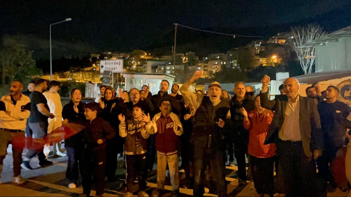 zmirlilerin can gvenlii yok: CHP'den mitlerini kestiler hkmetten yardm istediler