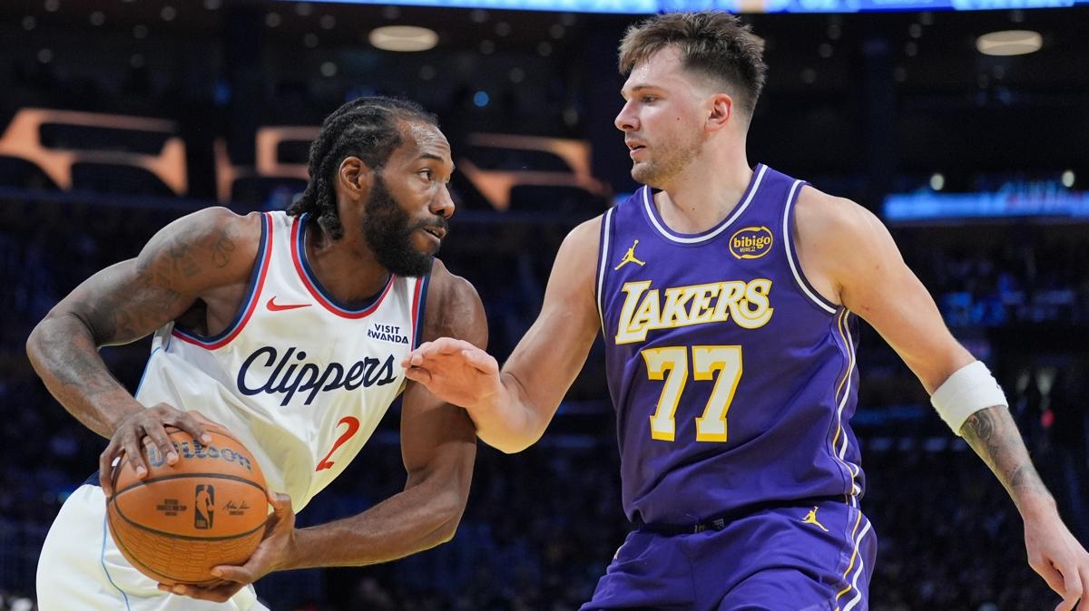 Luka Doncic double double yapt, derbiyi Lakers kazand  