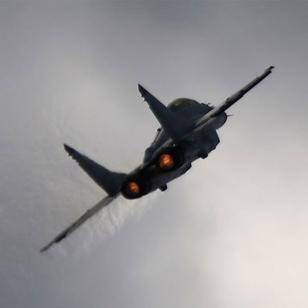 9 adet SU-57 havalimanna geliyor