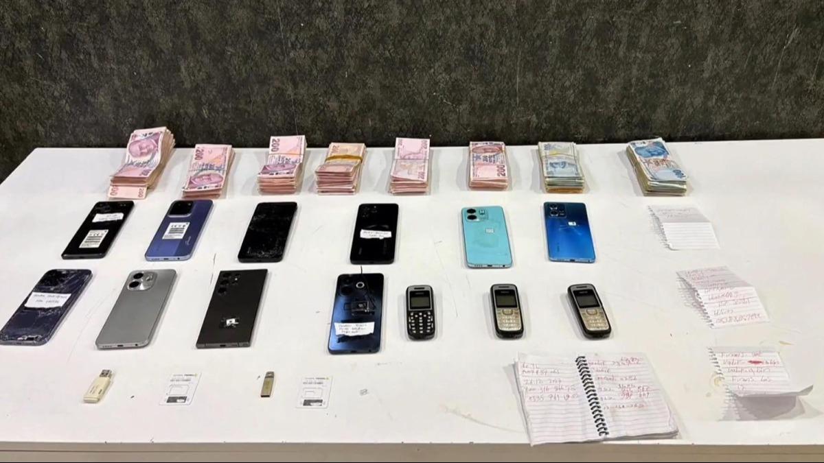 Şanlıurfa'da telefon dolandırıcılığı: Suç aletleriyle yakalandılar