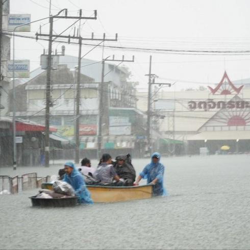 Tayland'da sel felaketi: Can kayb 33'e ykseldi