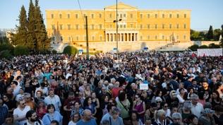 Yunanistan'da kriz: Demir yolu çalışanları iş bıraktı