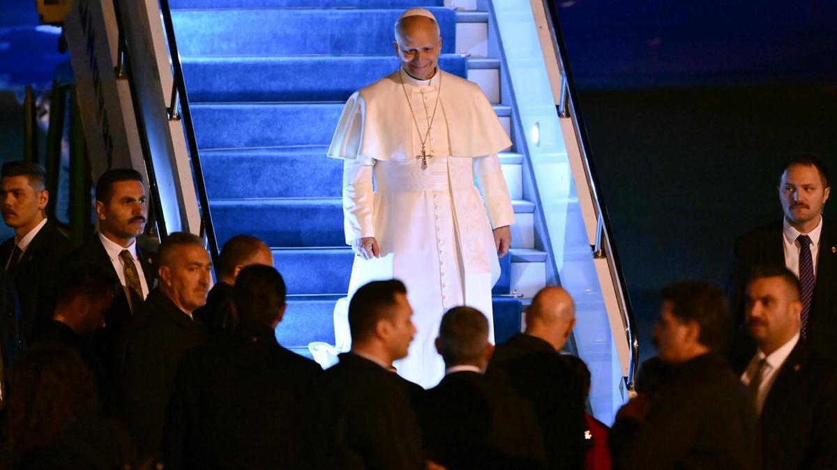 11 yl aradan sonra ilk ziyaret: Papa 14. Leo stanbul'da