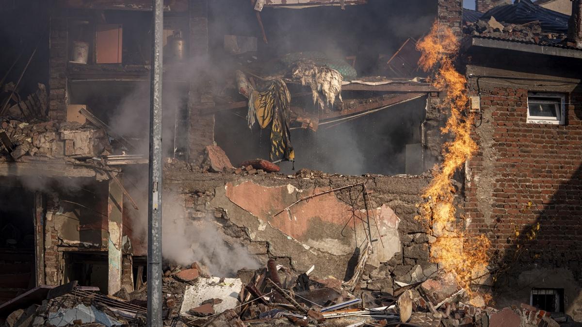 Erzurum'da iki katl evde patlama meydana geldi, 1 kii yaraland