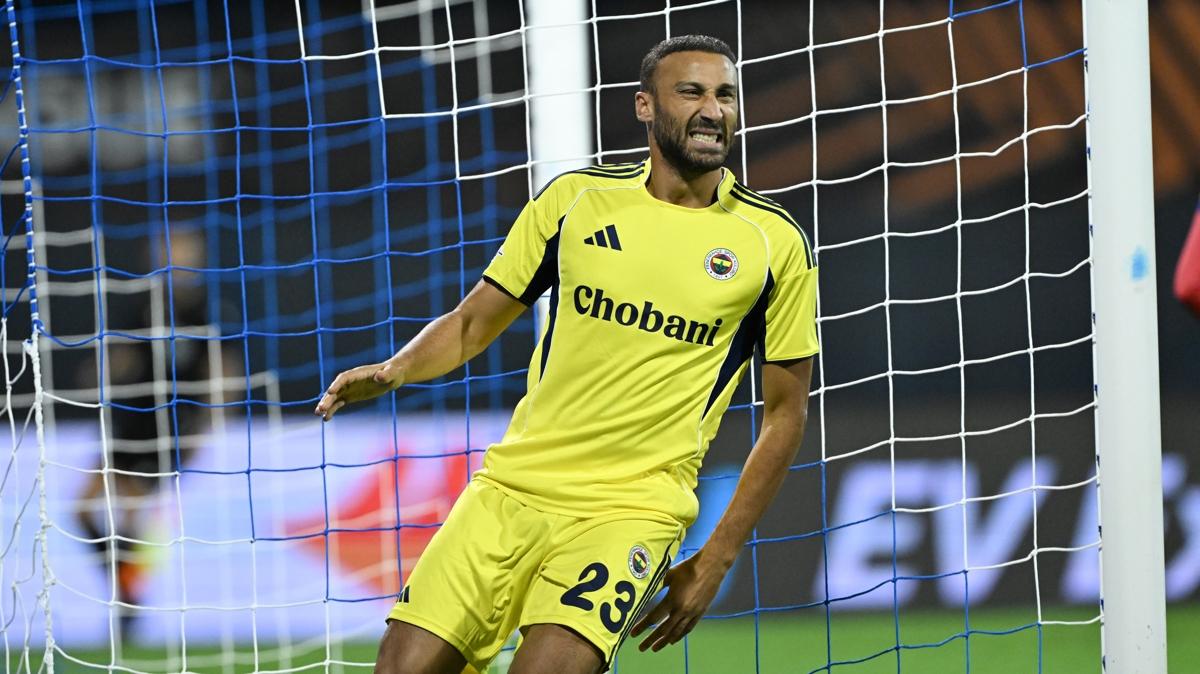 Fenerbahe'de Cenk Tosun ameliyat edildi