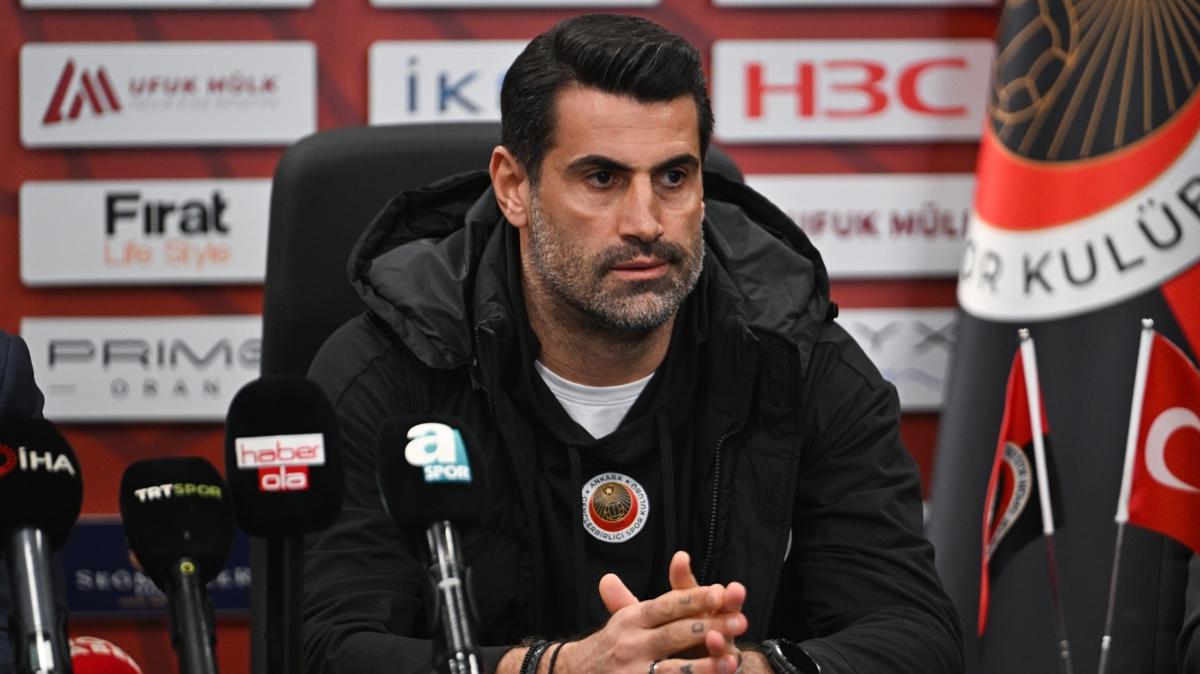 Volkan Demirel'den Emre Mor aklamas