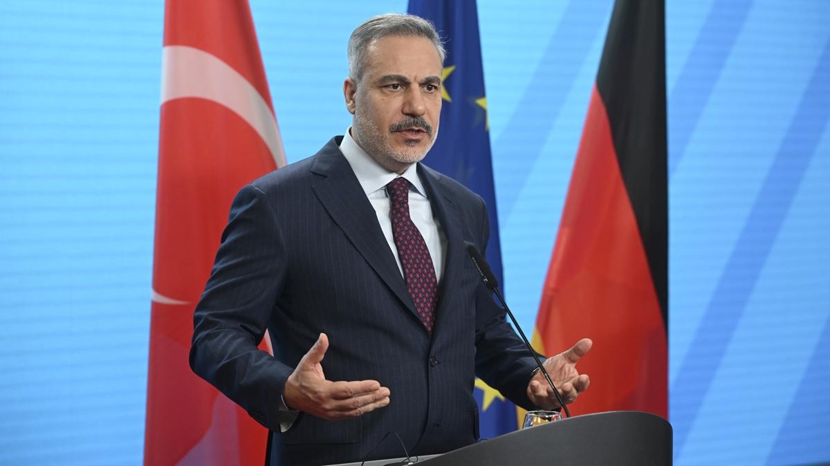 Bakan Fidan Almanya'dan uyard: Tekrar iddet sarmalna dnme riskimiz var