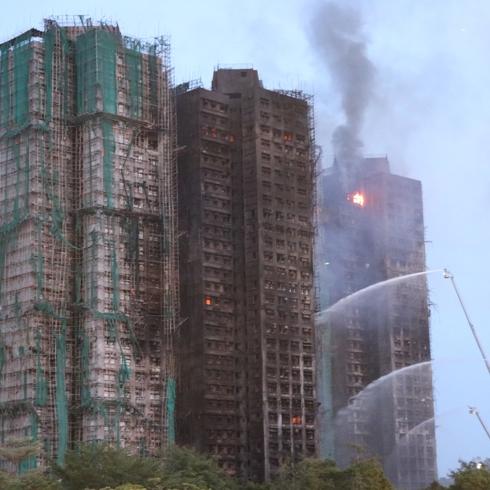 Hong Kong'daki faciada l says 94 oldu