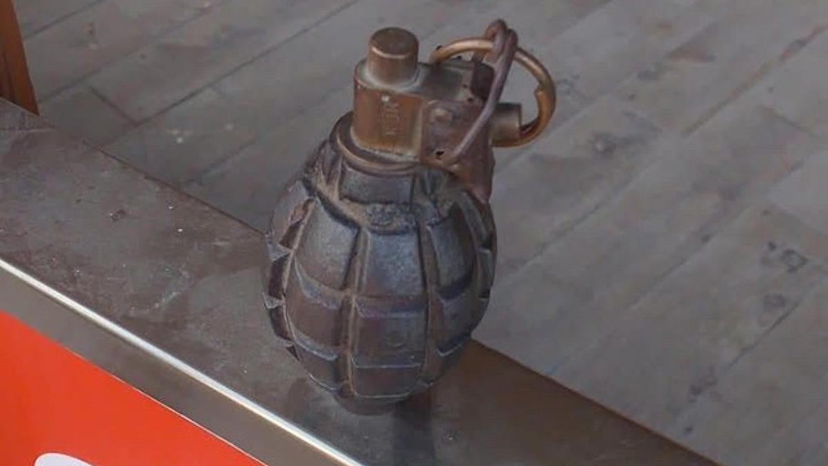 Polis alarma geti! stanbul'da otele el bombas atld  