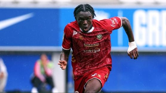 Beikta'tan orta sahaya genlik as: Antoine Sekongo