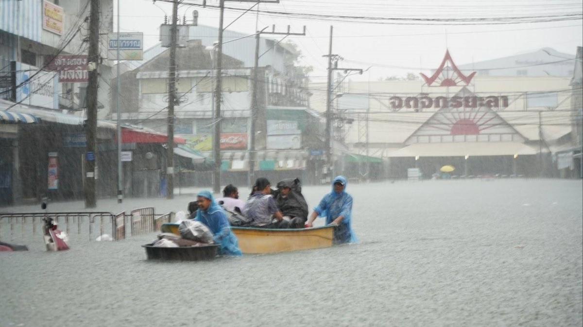 Tayland'da sel felaketi: Can kayb 162'ye kt