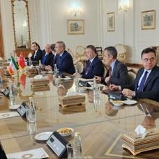 Ankara-Tahran gndemi youn! Bakan Fidan ve mevkida Araki ile ran'da kritik zirve