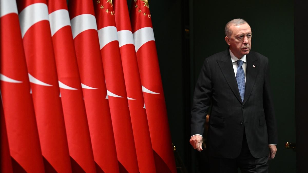 Atatrk'ten Cumhurbakan Erdoan'a uzanan srete yeni eik! Trkiye'den devrimci srama