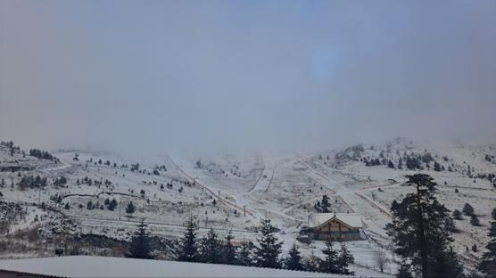 Bolu'nun yüksek kesimlerine kar yağdı
