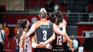 Eczacıbaşı Dynavit, set vermeden kazandı