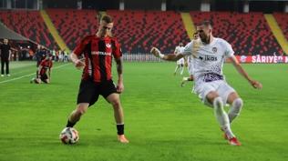 Gaziantep FK'nin inili kl grafii devam ediyor