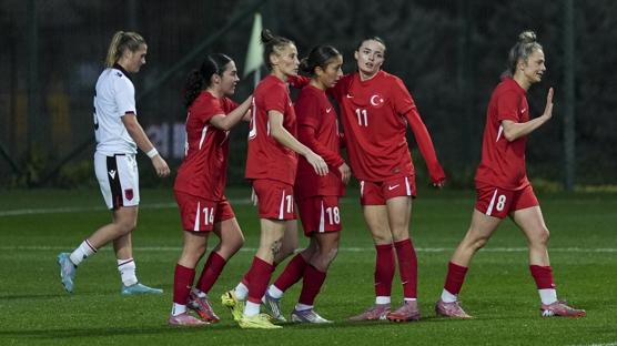 A Milli Kadn Futbol Takm 2 golle kazand